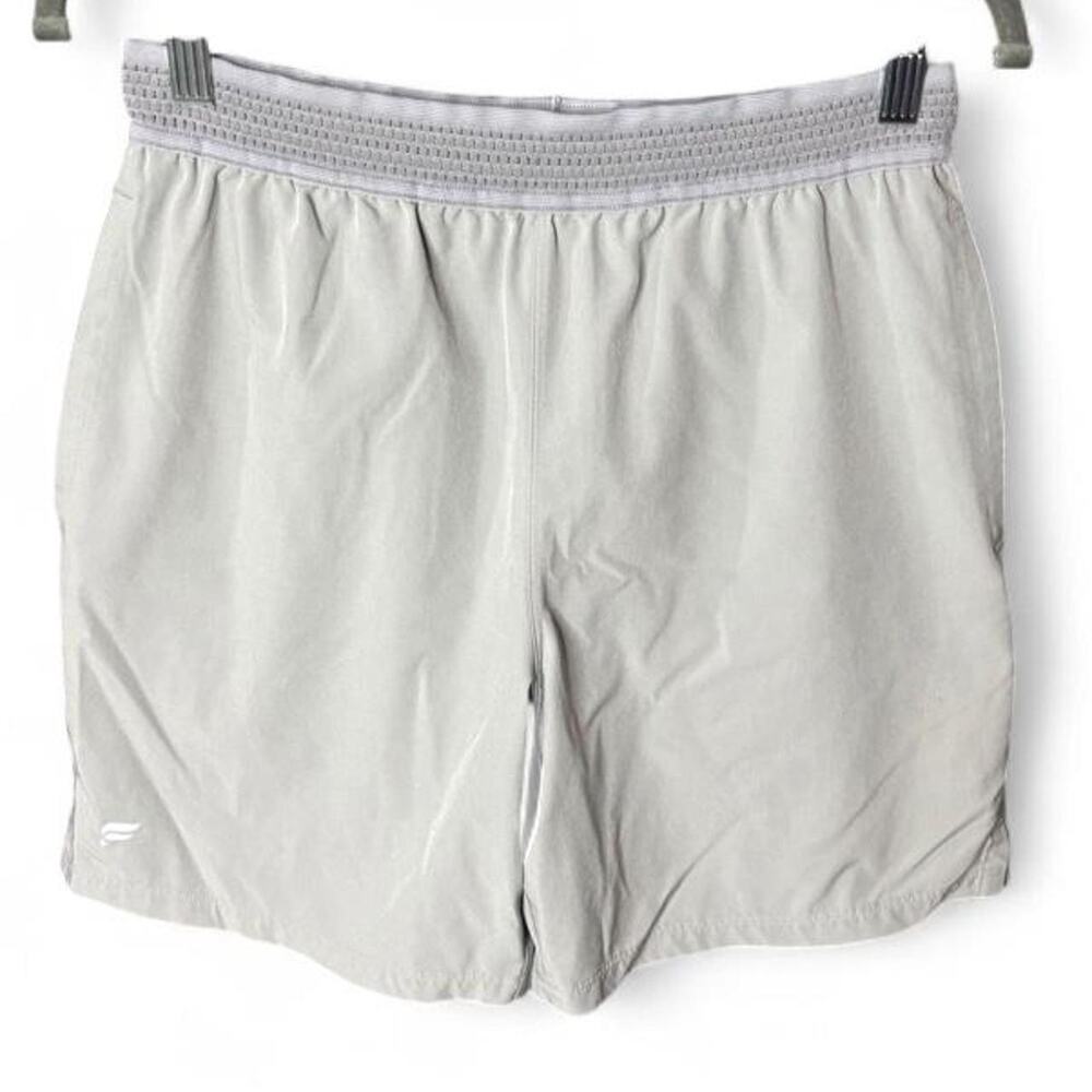 Fabletics Men Light Gray Fundamental Short 7" Inseam Athletic Gym Shorts Medium